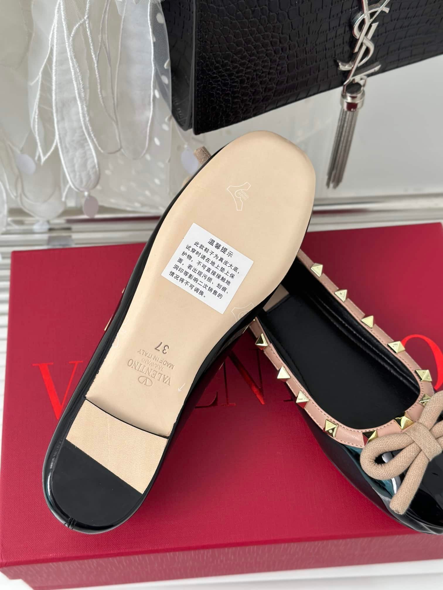 Va1e*ntin0 Garavani Rockstud Patent Leather Ballerina Black 3W2S0Hq5Vnw N71