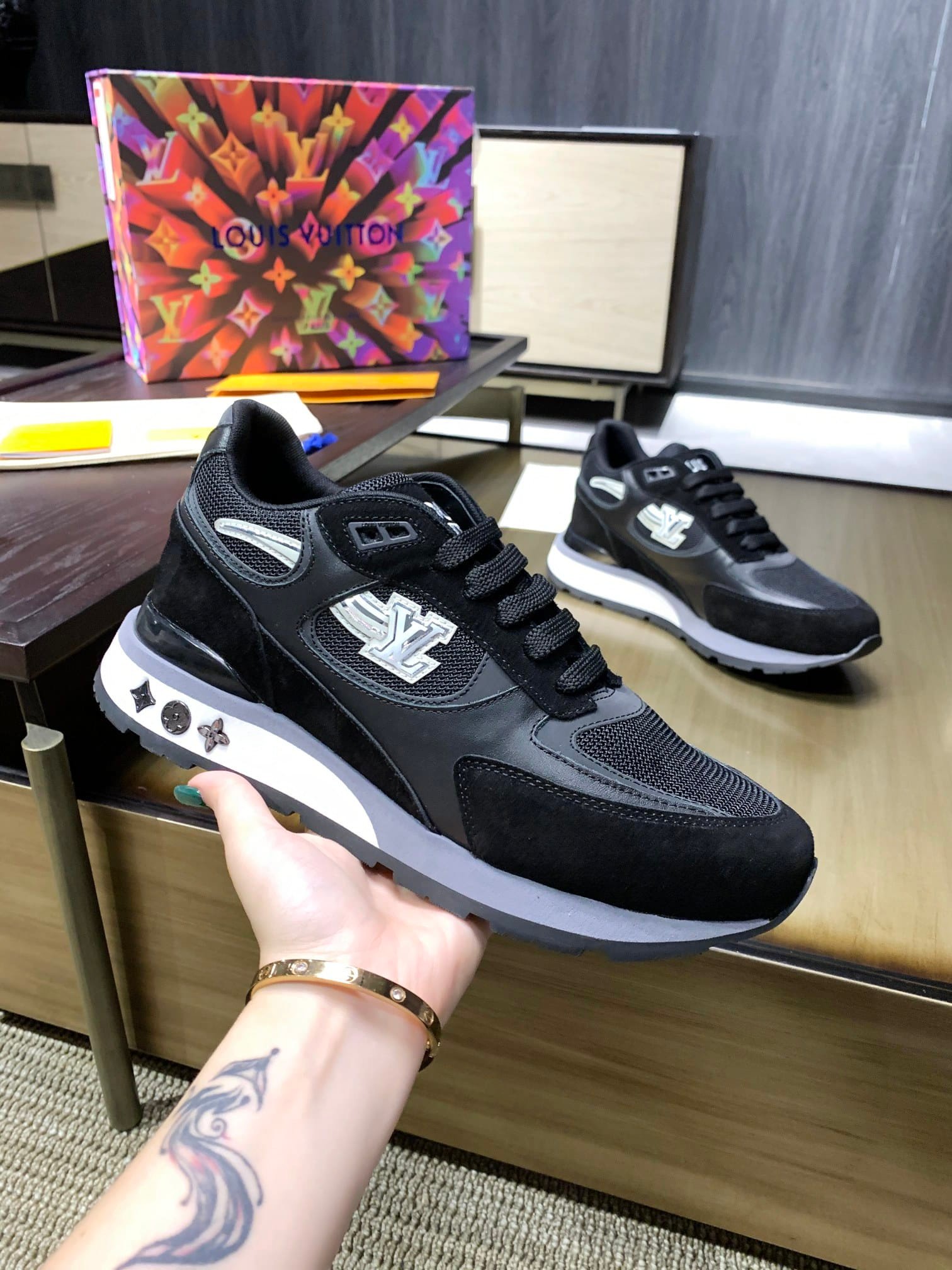 L0vis Vvtt0n Run Away Sneaker Black