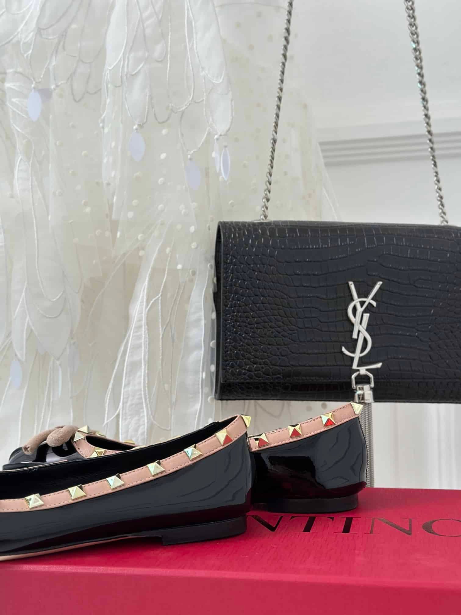 Va1e*ntin0 Garavani Rockstud Patent Leather Ballerina Black 3W2S0Hq5Vnw N71