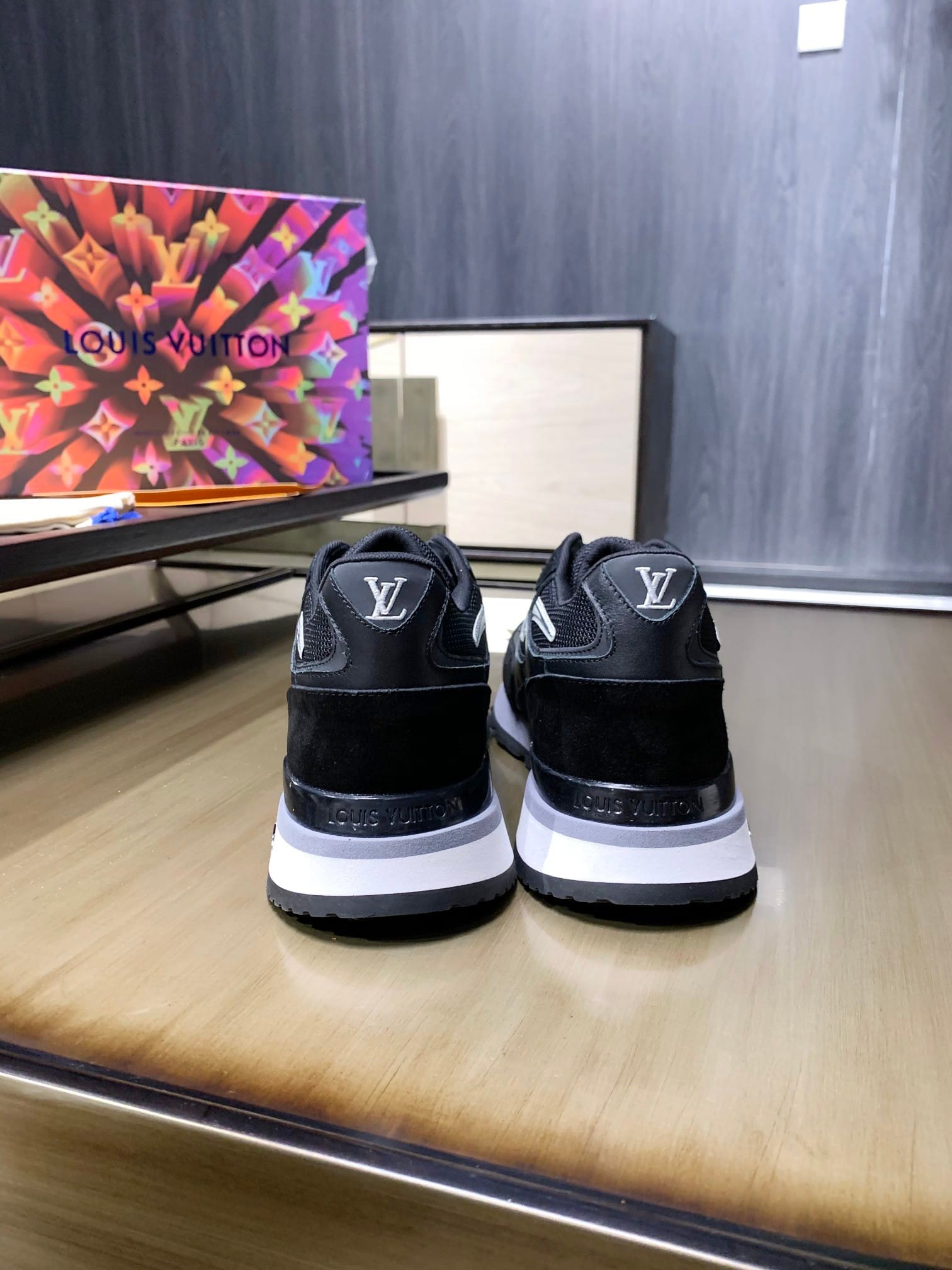 L0vis Vvtt0n Run Away Sneaker Black