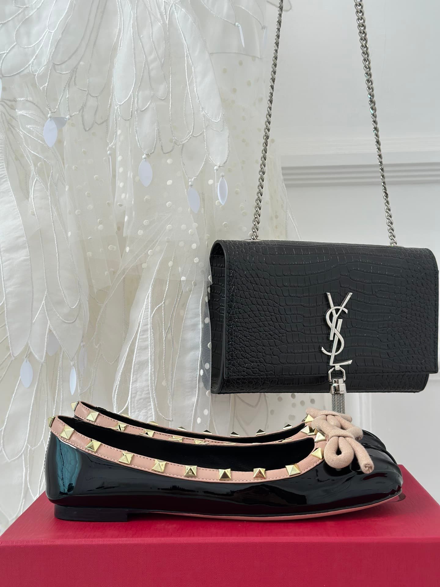 Va1e*ntin0 Garavani Rockstud Patent Leather Ballerina Black 3W2S0Hq5Vnw N71