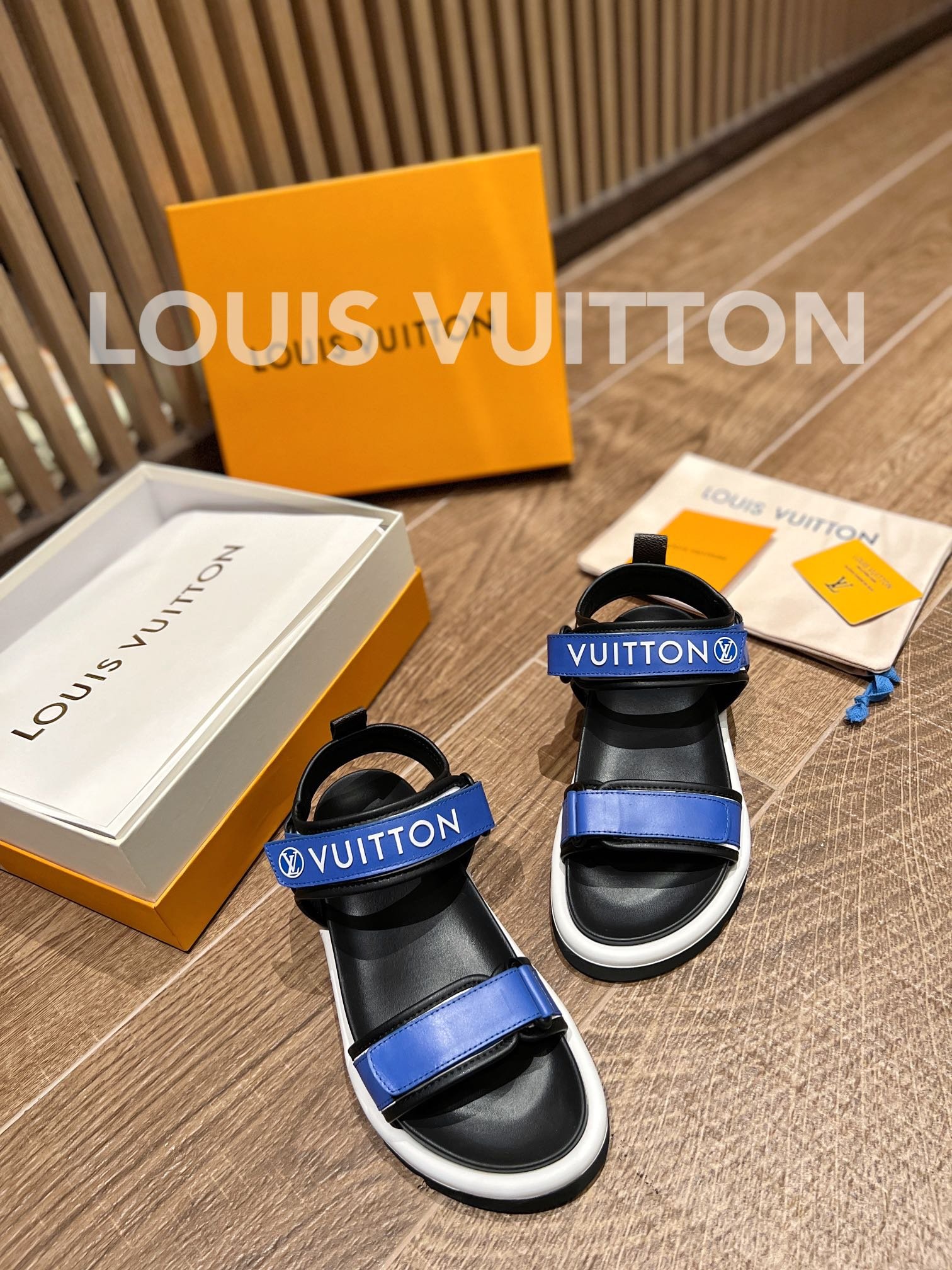 L0vis Vvtt0n Pool Pillow Comfort Sandals Blue 1A9Ocu