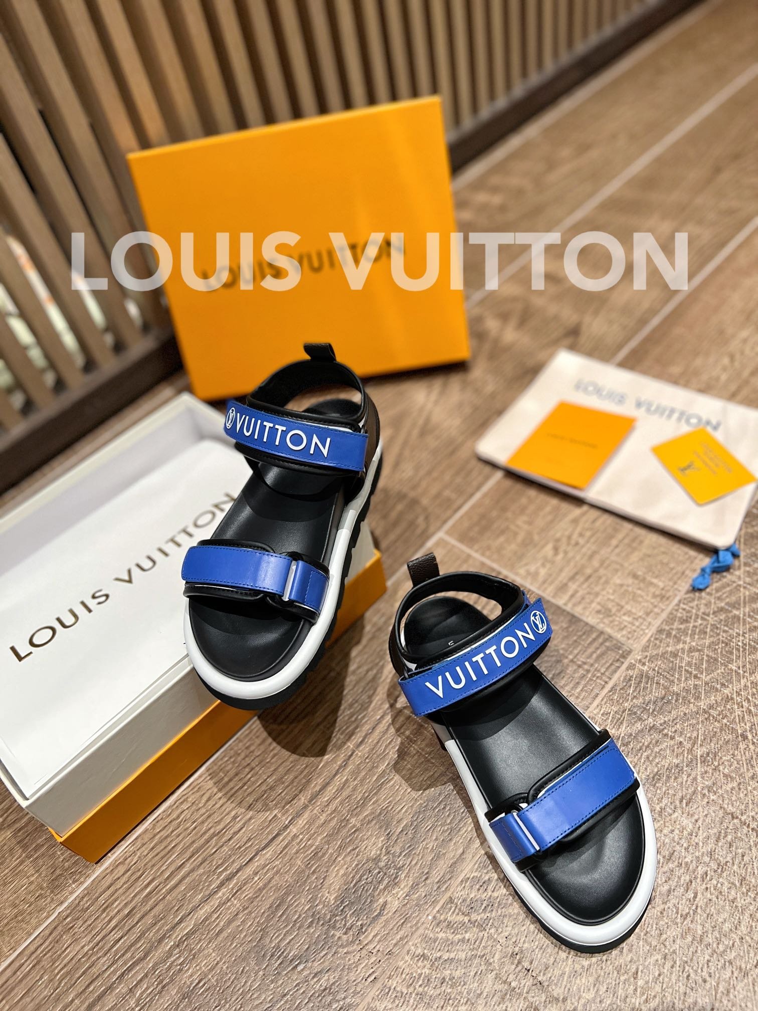L0vis Vvtt0n Pool Pillow Comfort Sandals Blue 1A9Ocu