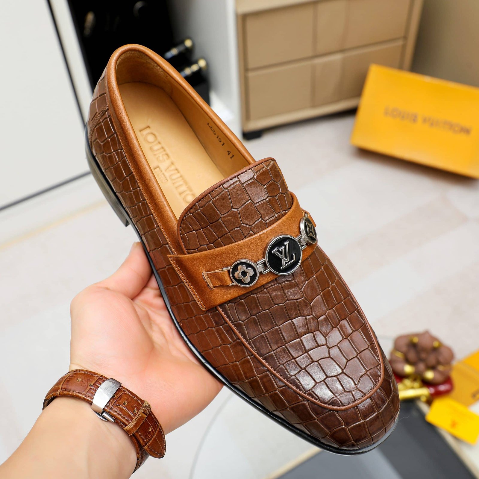 L0vis Vvtt0n Souliers Club Loafers Crocodile Brown