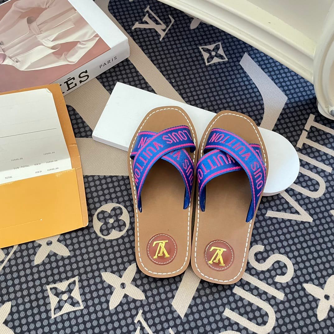L0vis Vvtt0n Cross Strap Flat Slides Blue