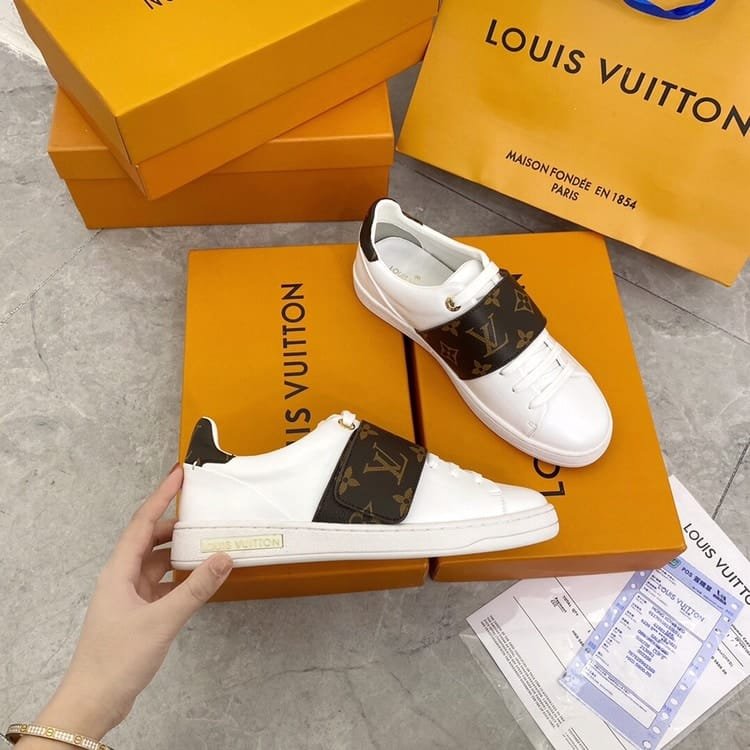 L0vis Vvtt0n Frontrow Monogram Strap White