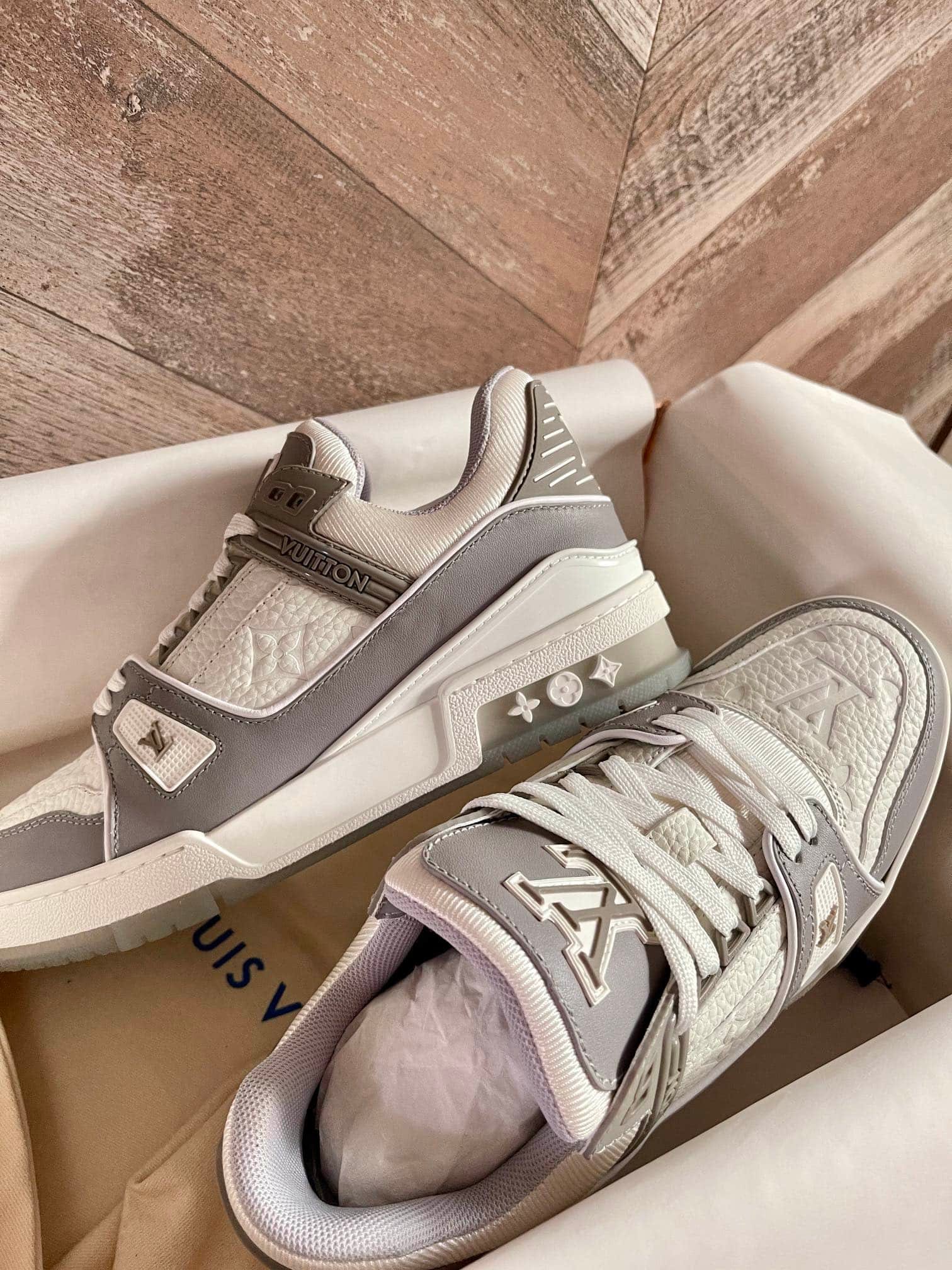 L0vis Vvtt0n Lv Trainer Sneaker Grey White 1A8Kba