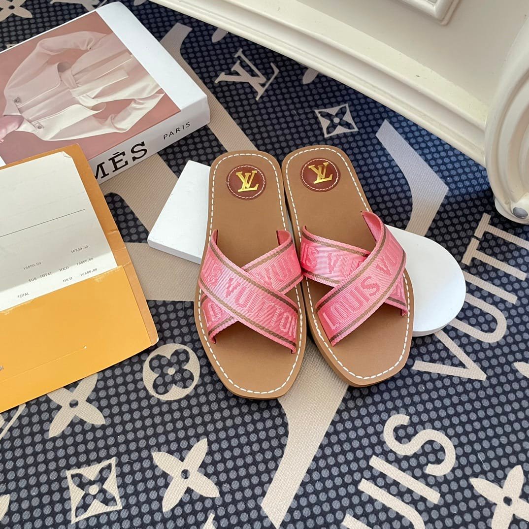 L0vis Vvtt0n Cross Strap Flat Slides Light Pink
