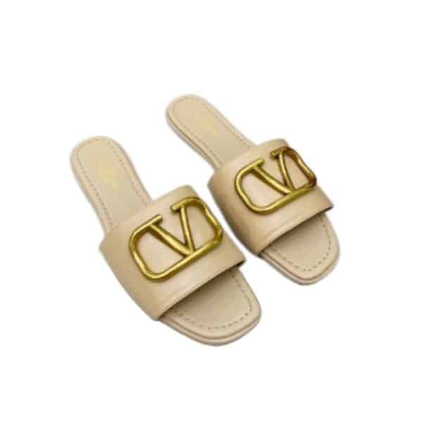 Va1e*ntin0 Garavani Vlogo Signature Slide Sandal Beige