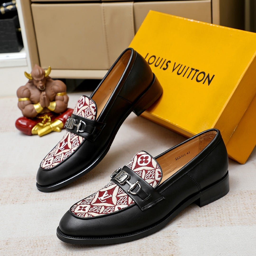 L0vis Vvtt0n Souliers Club Loafers Monogram Since 1854 Red