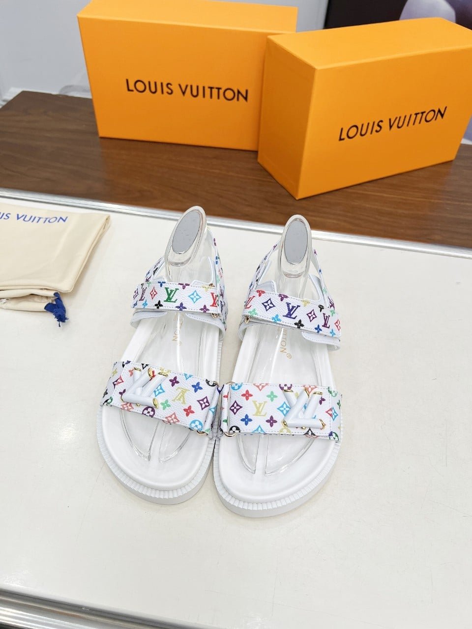 L0vis Vvtt0n X Murakami Lv Sunset Flat Comfort Sandal White 1Agxeq