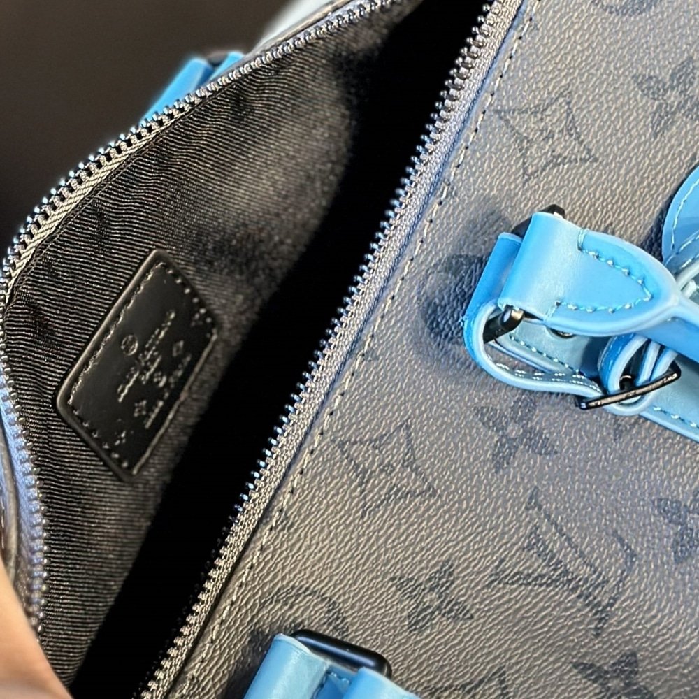 L0vis Vvtt0n Keepall Bandoulière 25 Monogram Eclipse Reverse Turquoise 25Cm M11645