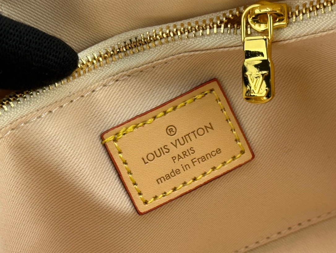 L0vis Vvtt0n Pochette Accessoires Damier Canvas Peach Pink 23Cm N40642