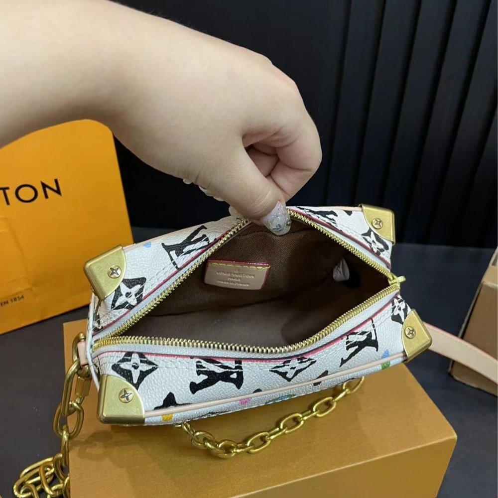 L0vis Vvtt0n Mini Soft Trunk Monogram Craggy Coated Canvas Vanilla 18Cm M25132