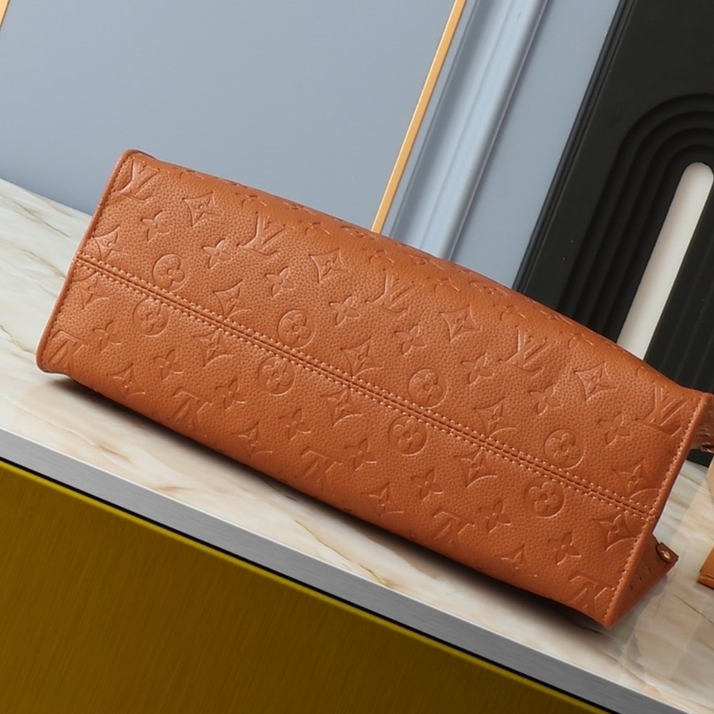 L0vis Vvtt0n On The Go MM Monogram Empreinte Leather Cognac 35Cm M12775