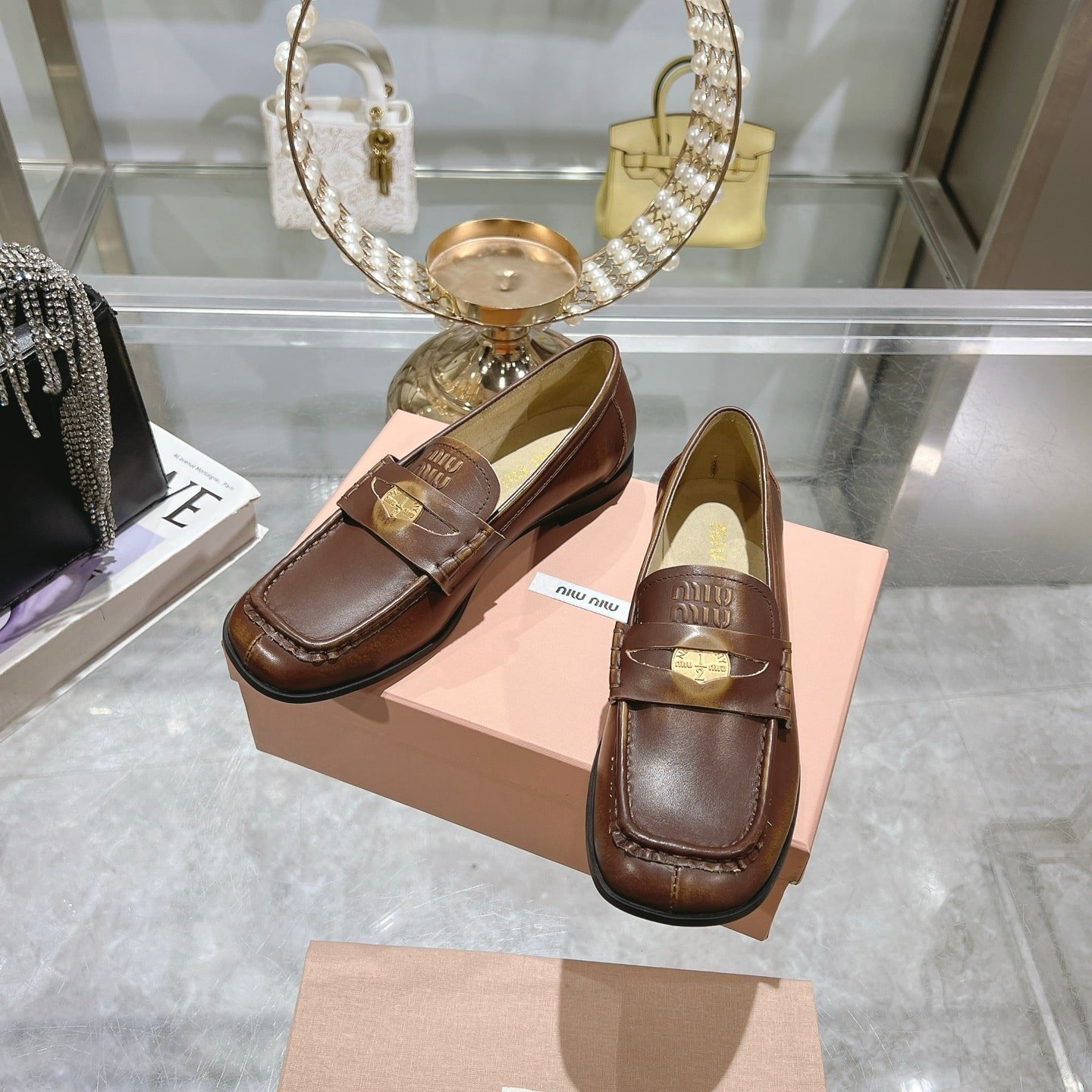 M1um1u Leather Loafers Brown