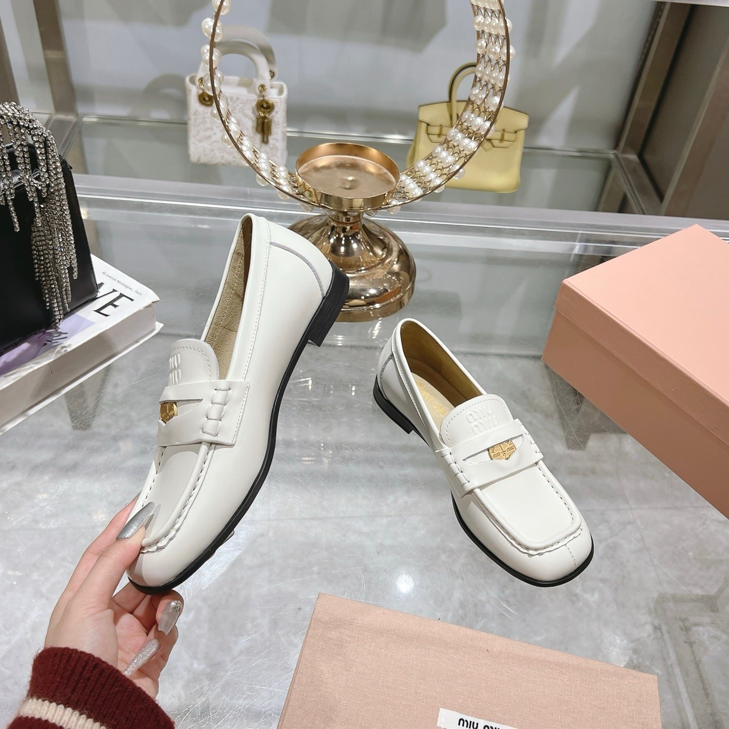 M1um1u Leather Loafers White