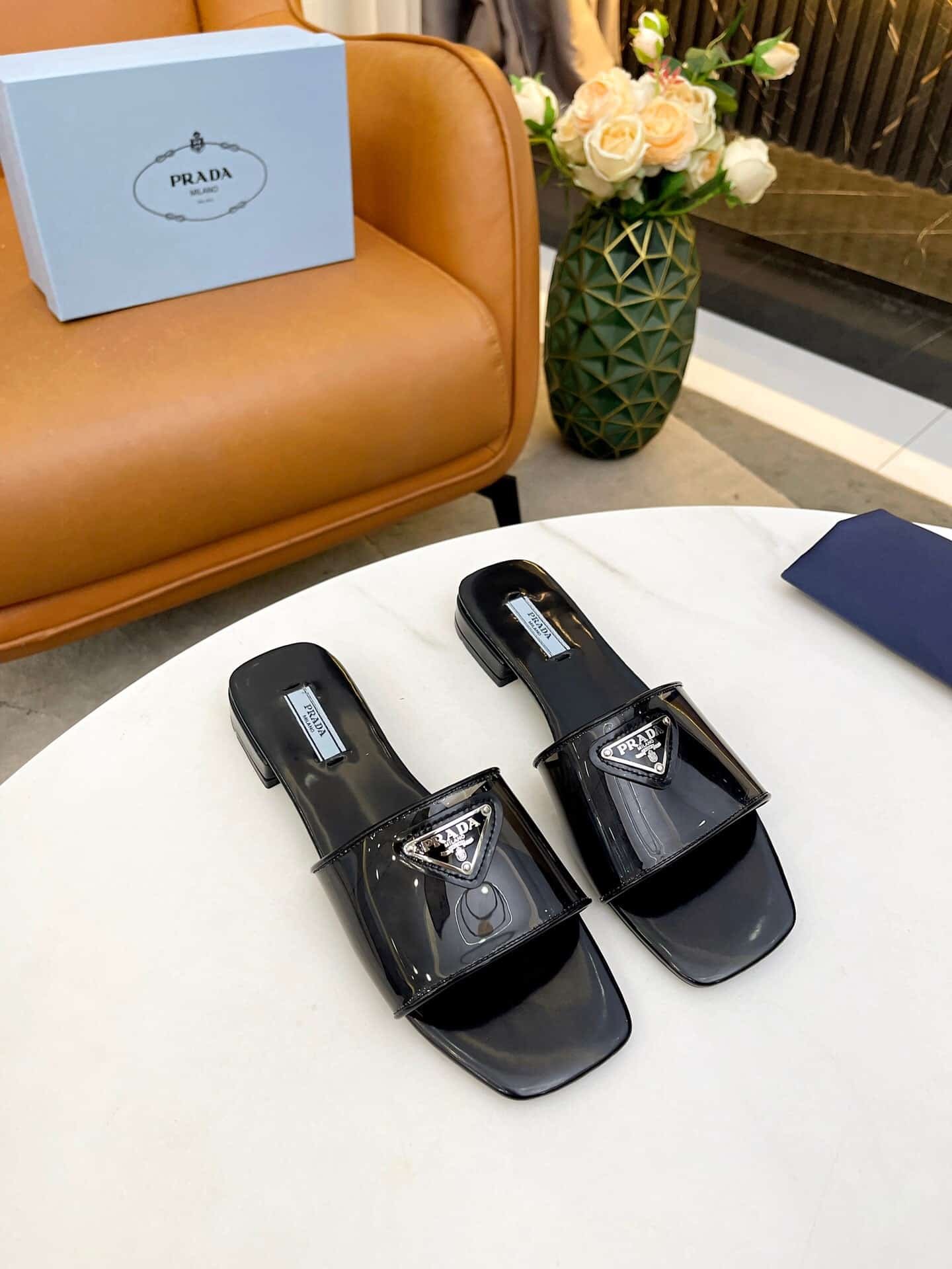 Pra*a Logo Plaque Slip On Black