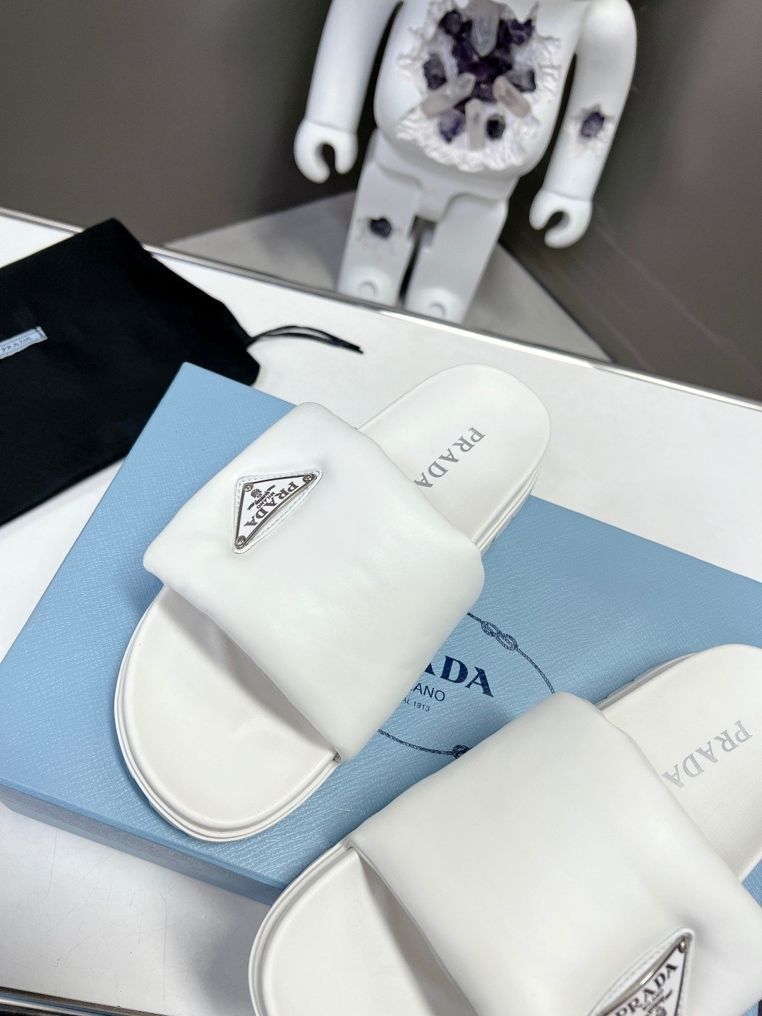 Pra*a Soft Padded Nappa Leather Slides White 1Xx6482Dl8F0009F020