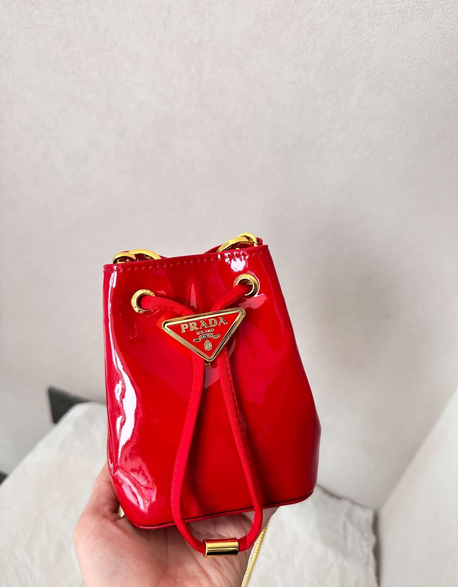 Pra*a Patent Leather Mini Pouch Red 14Cm 1Nr016 069 F0E06
