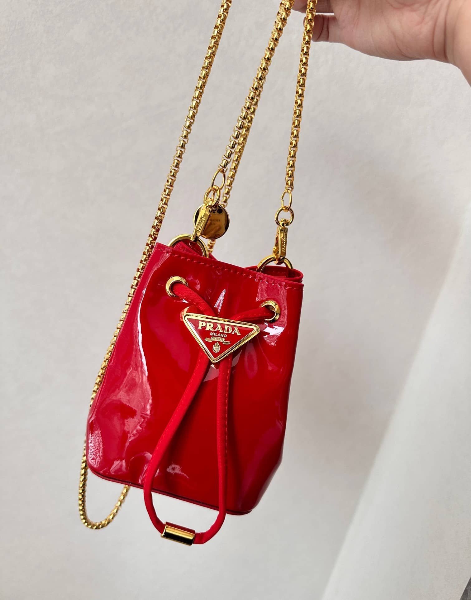 Pra*a Patent Leather Mini Pouch Red 14Cm 1Nr016 069 F0E06