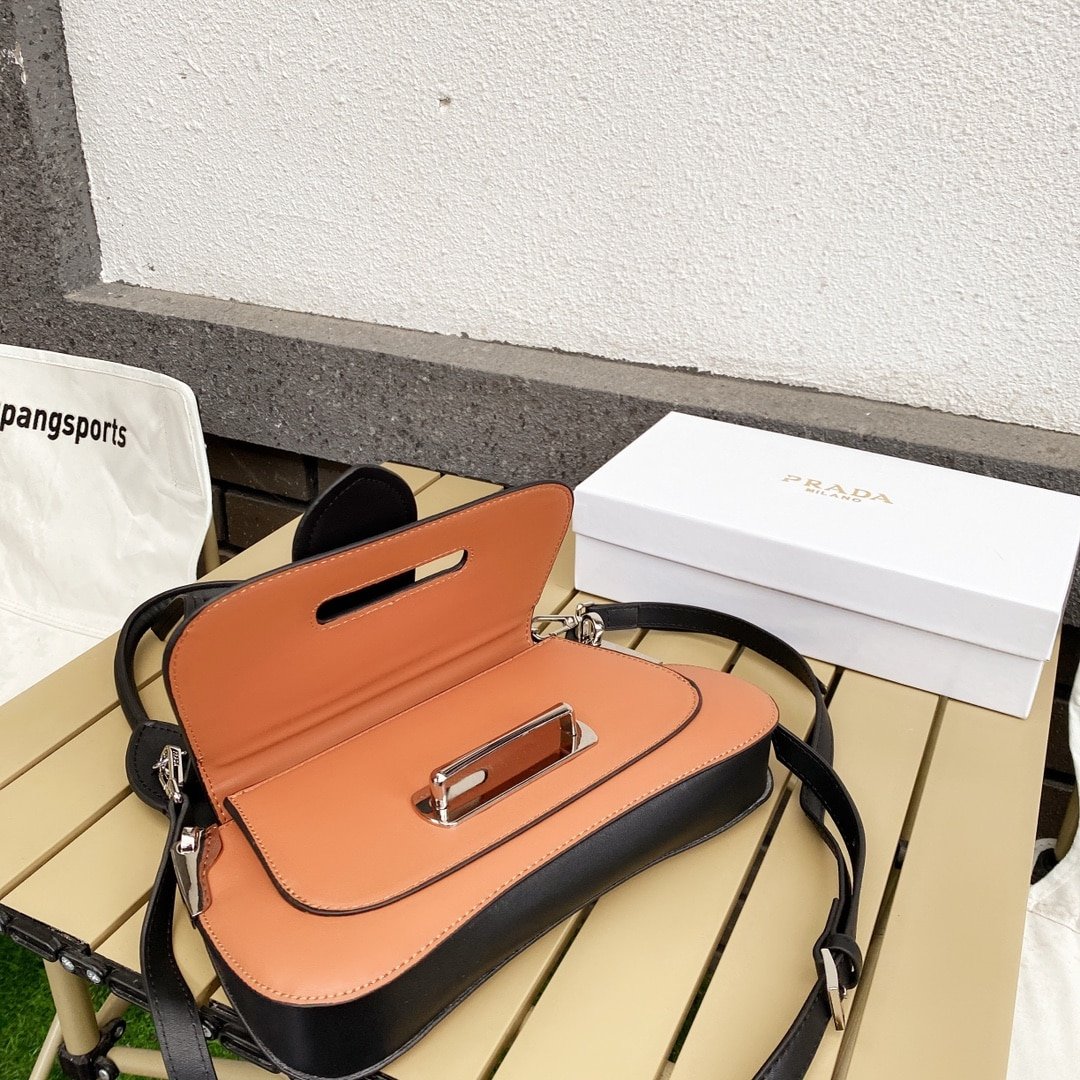 Pra*a City Calfskin Sidonie Shoulder Bag Brown And Black 28Cm 1Bd168
