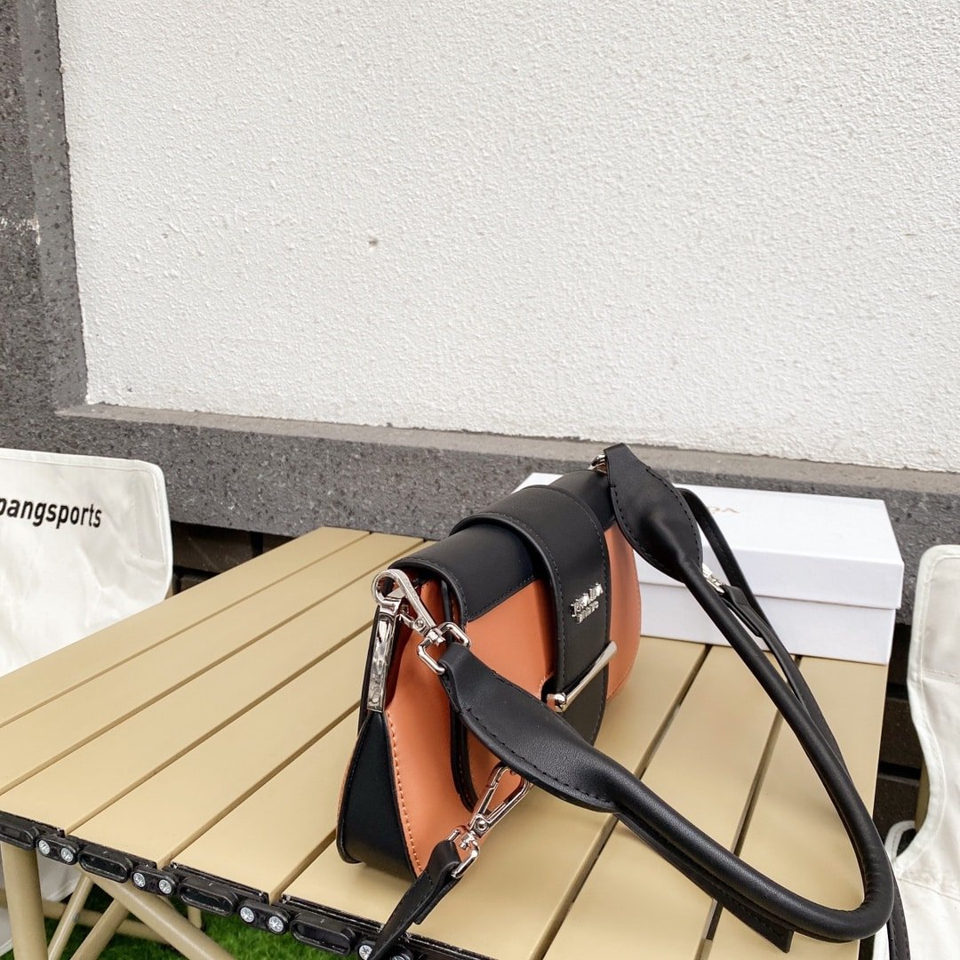 Pra*a City Calfskin Sidonie Shoulder Bag Brown And Black 28Cm 1Bd168