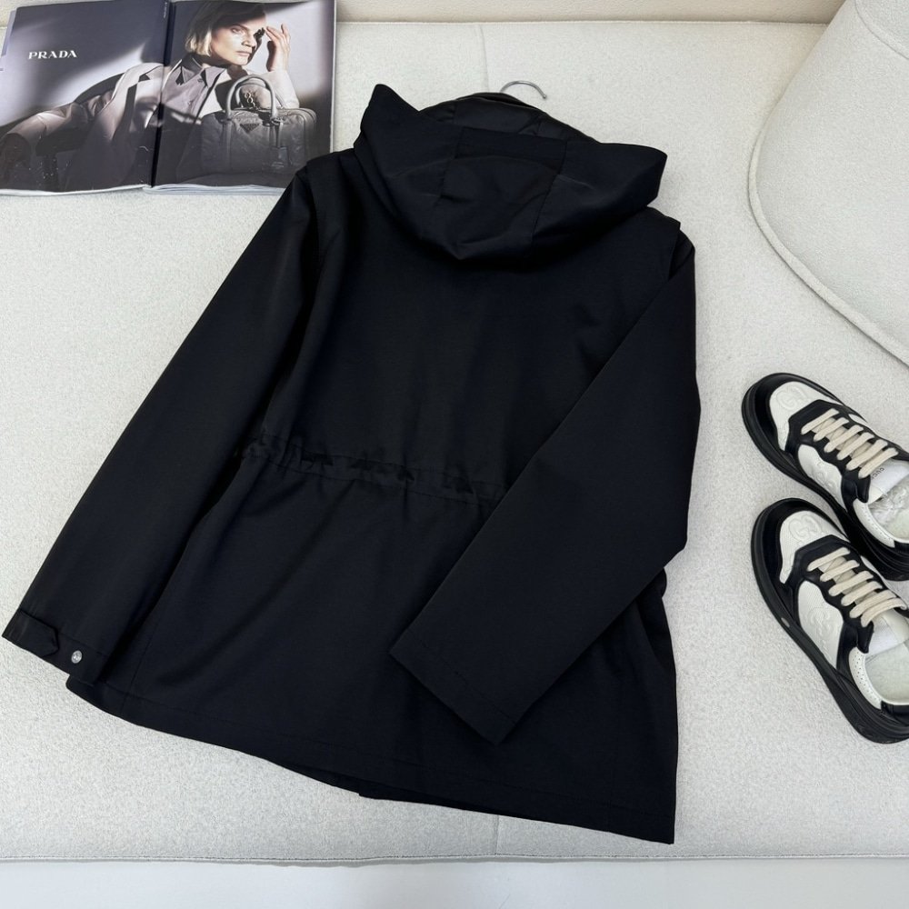 Pra*a Hooded Windbreaker Black