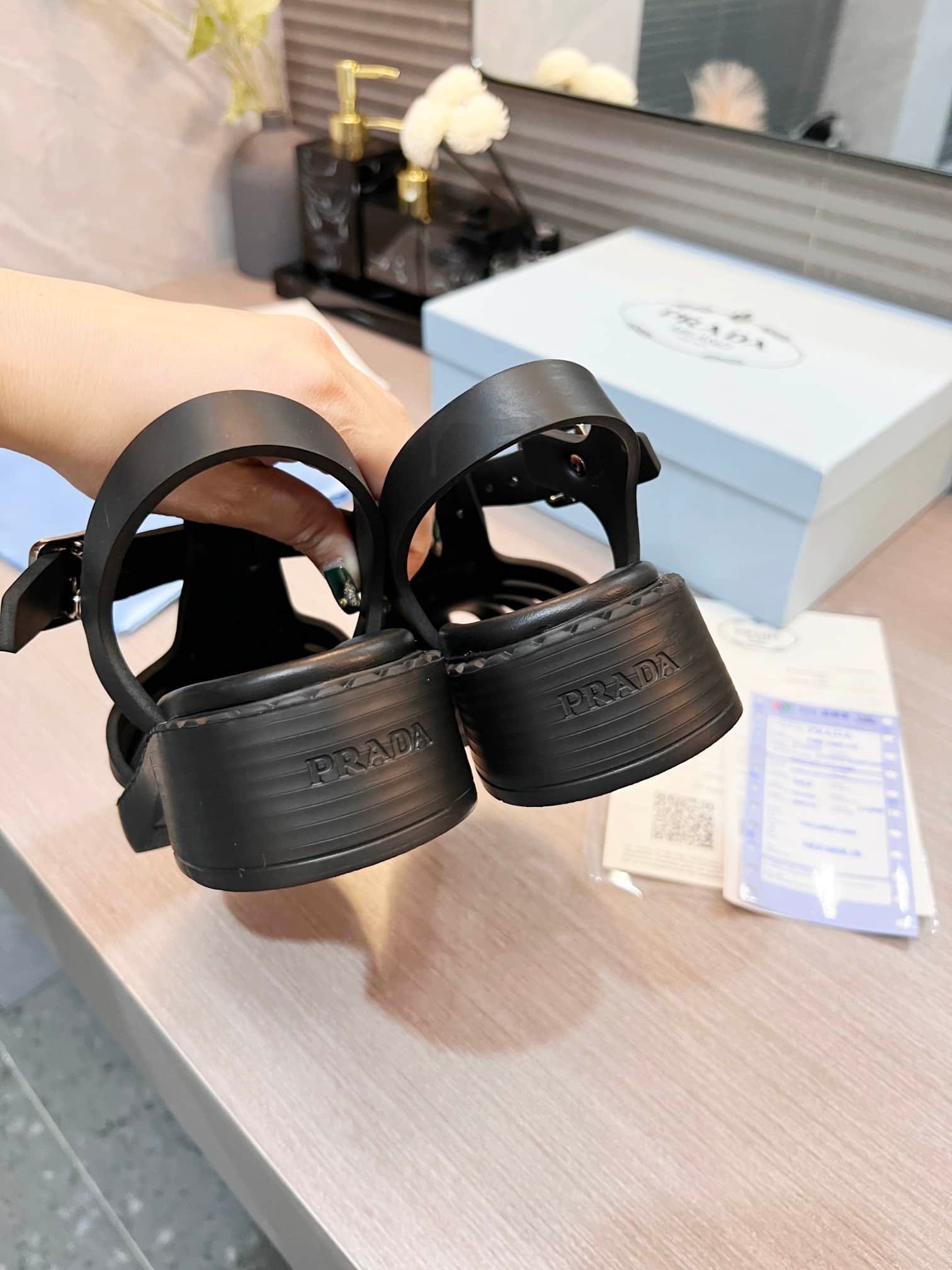 Pra*a Sporty Foam Rubber Sandals Black 1X857M 3Lkk F0002 F 050