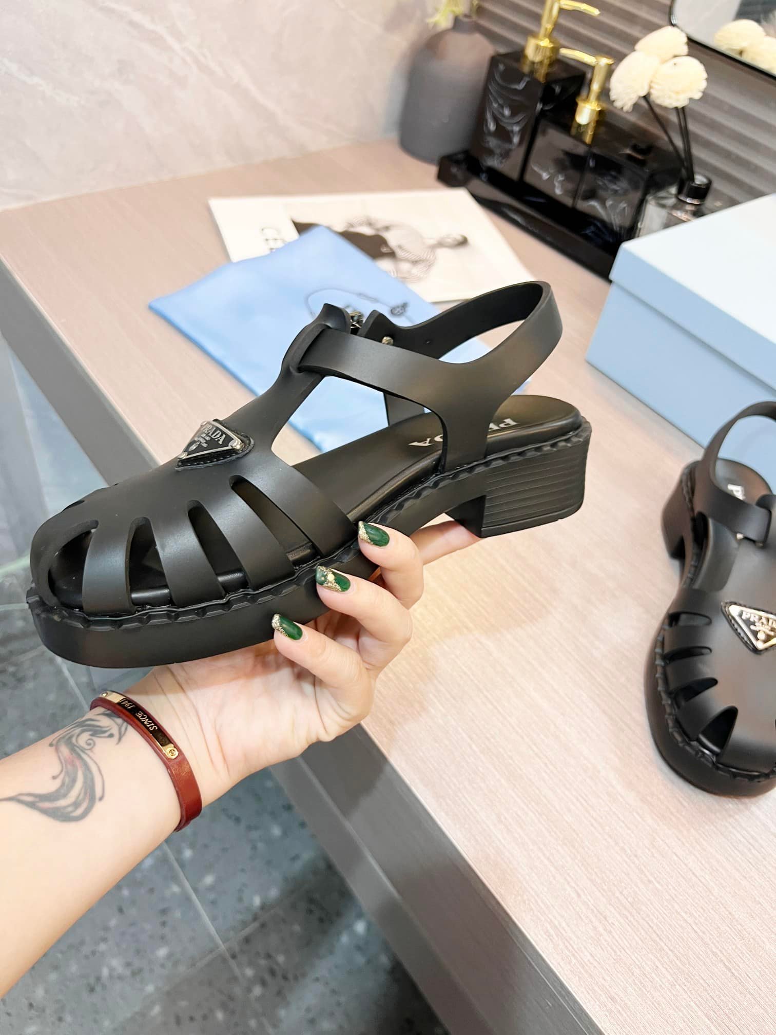 Pra*a Sporty Foam Rubber Sandals Black 1X857M 3Lkk F0002 F 050