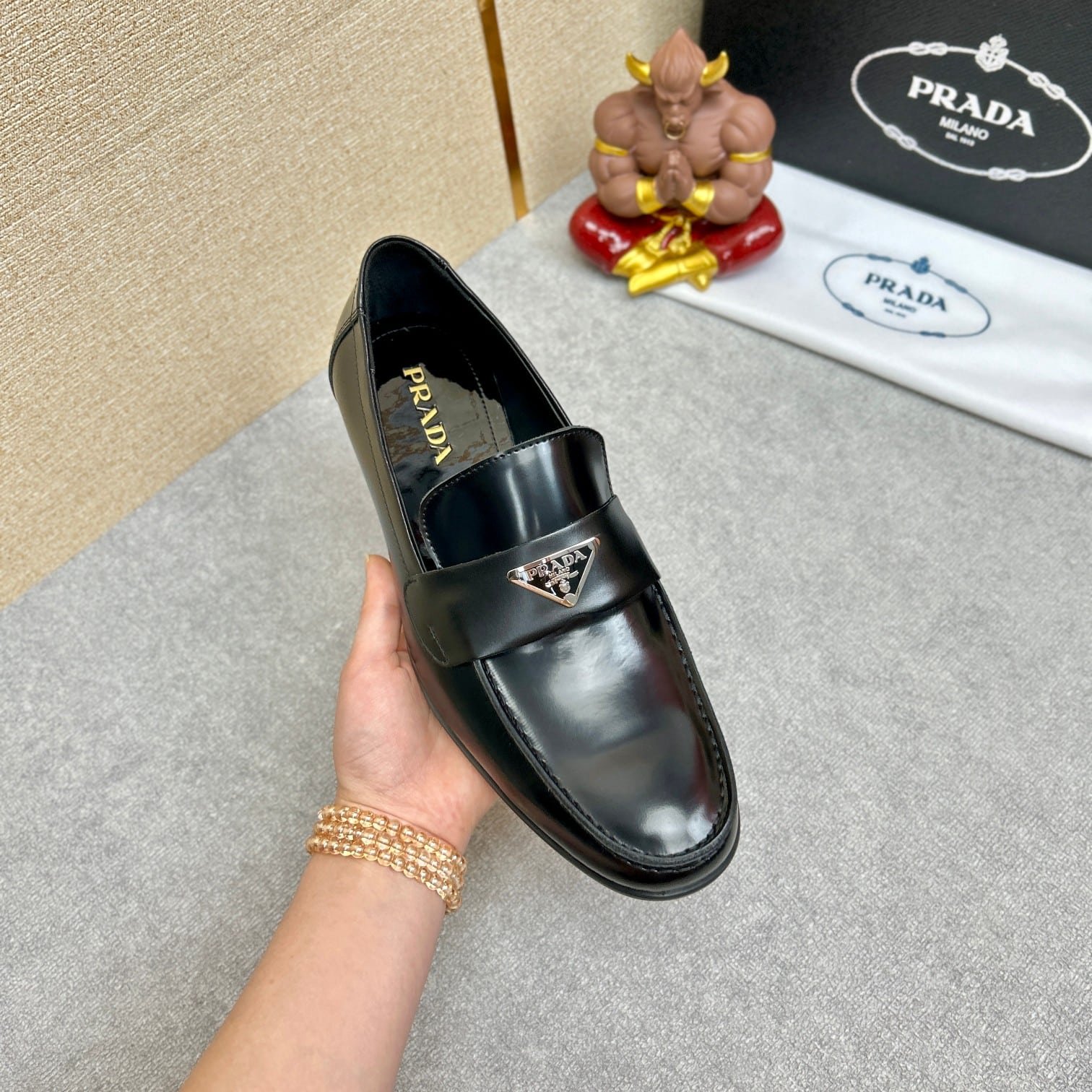 Pra*a Brushed Leather Loafers Triangle Black 2Db180 P39 F0002 F G001