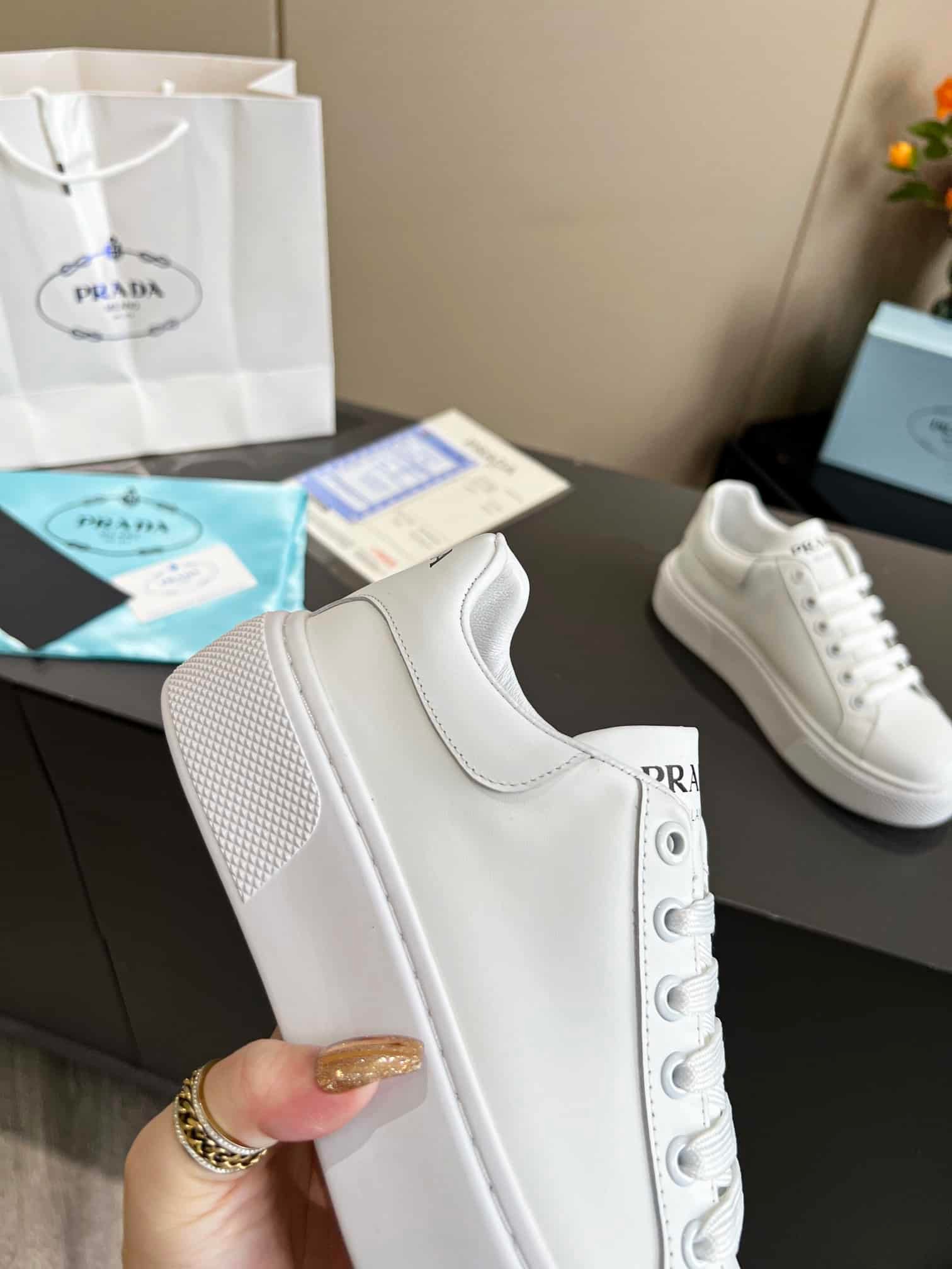 Pra*a Sneaker In White Leather With White