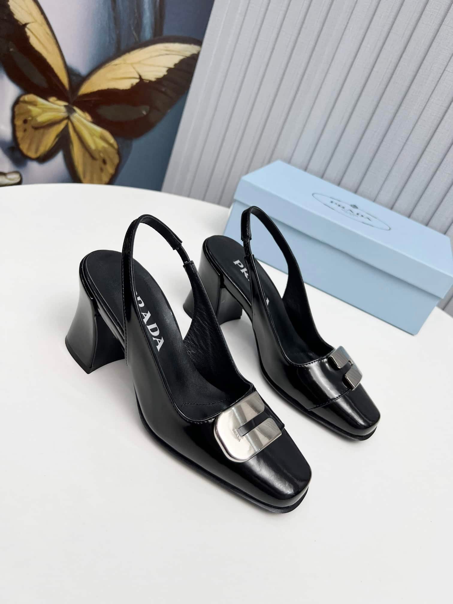 Pra*a Leather Slingback Pumps Black