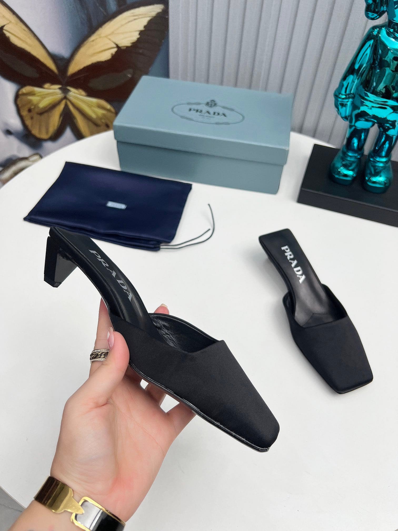 Pra*a Leather Mules Black