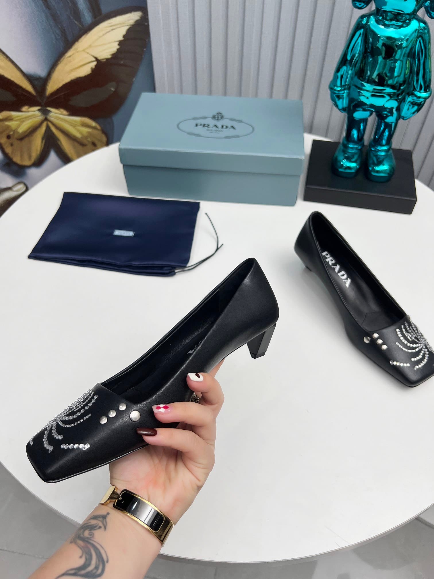 Pra*a Crystal Pumps Black