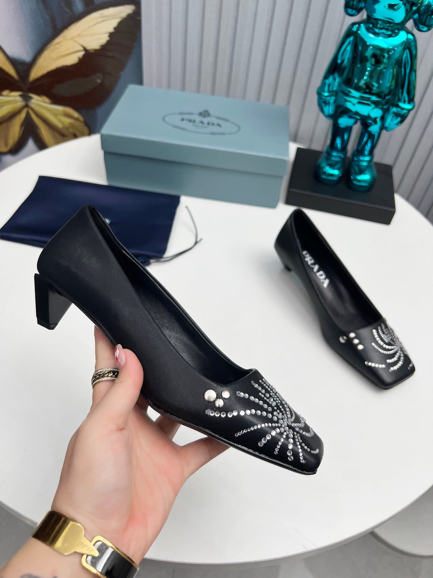 Pra*a Crystal Pumps Black