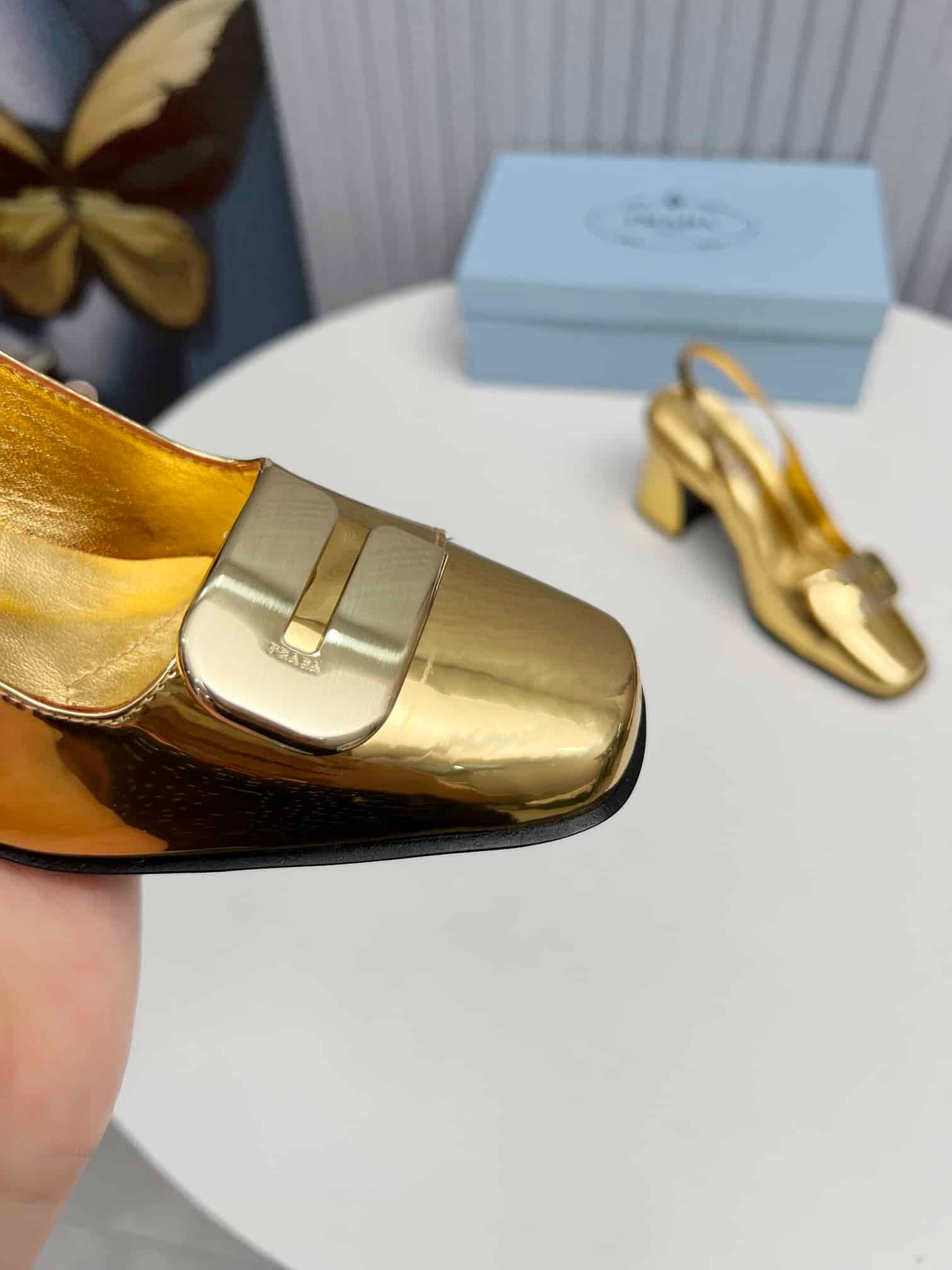 Pra*a Leather Slingback Pumps Gold