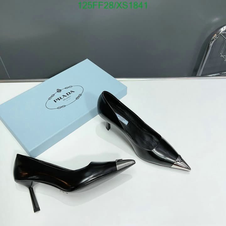 Pra*a Brushed Leather Pumps Black