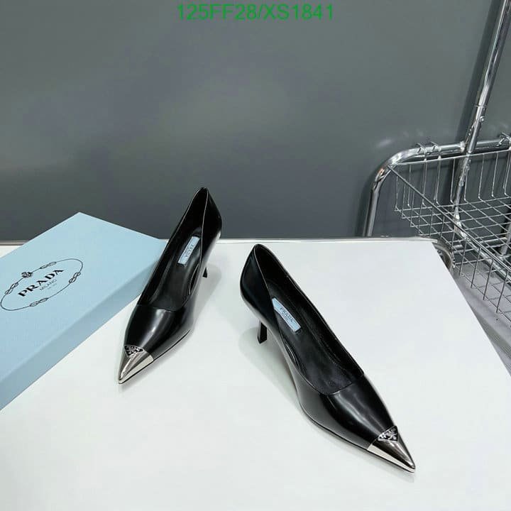 Pra*a Brushed Leather Pumps Black