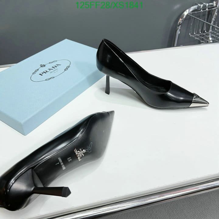 Pra*a Brushed Leather Pumps Black