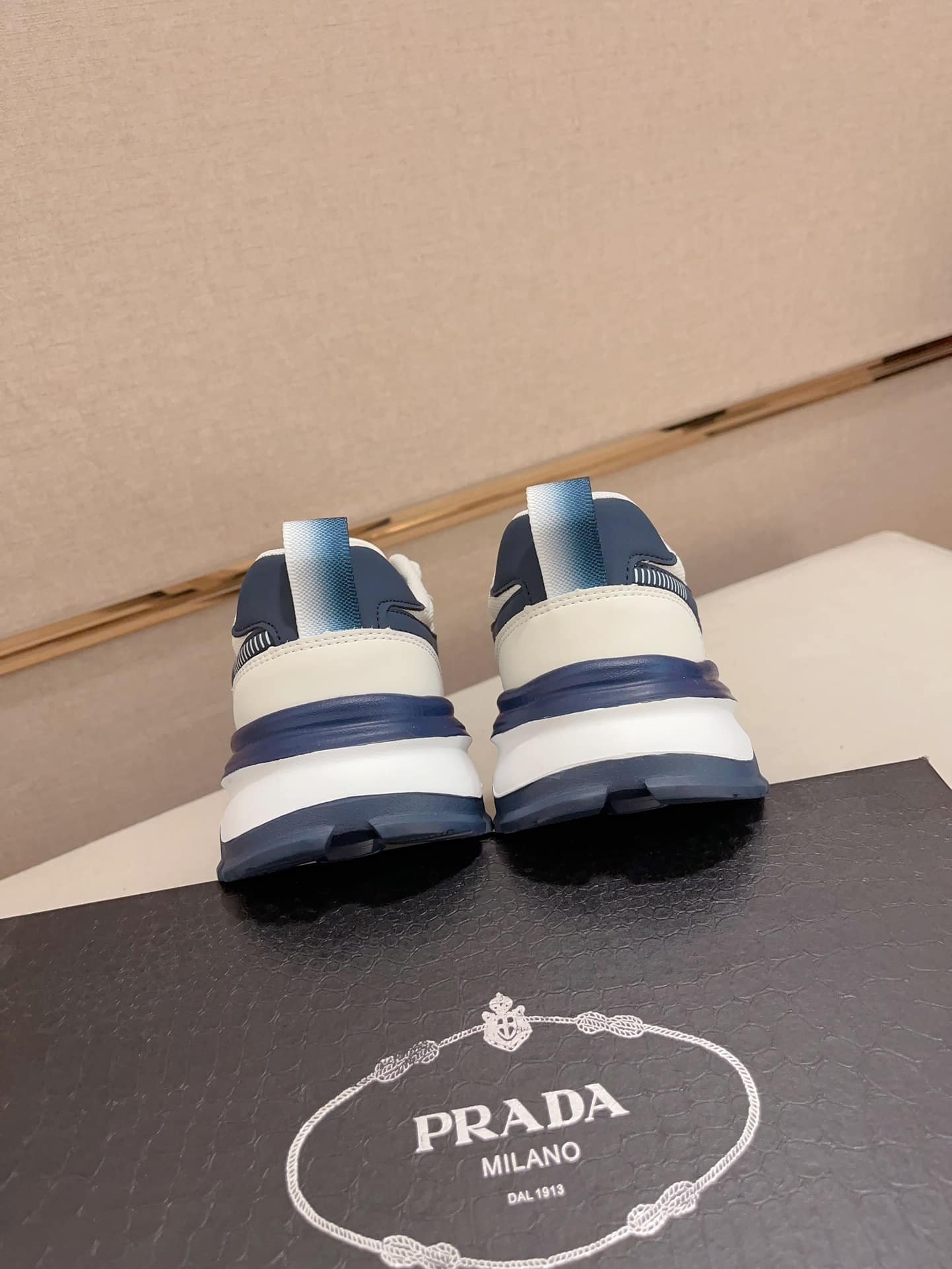 Pra*a Sport Sneaker Curved Line Blue And Beige