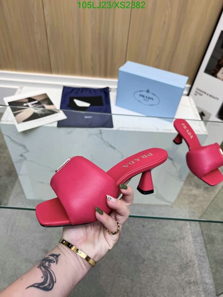 Pra*a Soft Padded Nappa Sandals