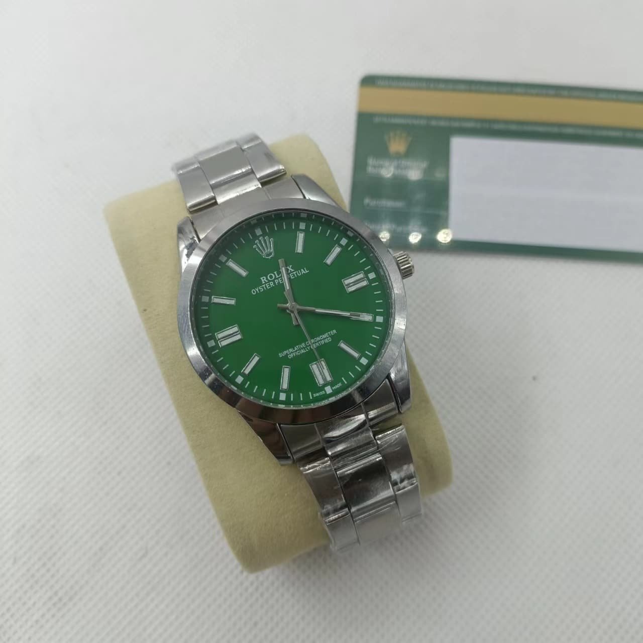 R01ex Oyster Perpetual Watch 41Mm Green Dial 126000 0005