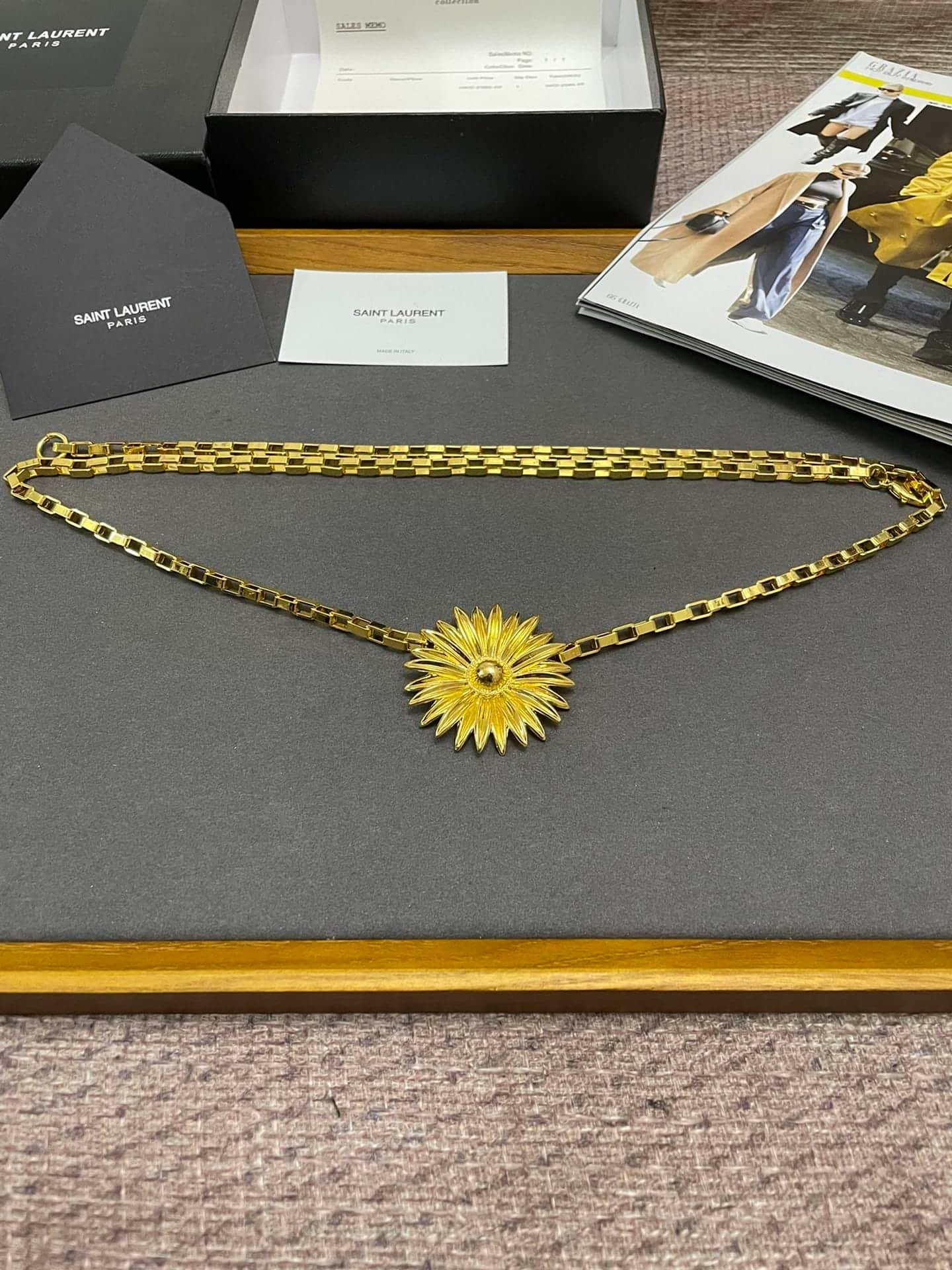 Sa1nt Lau*nt Flower Chain Belt