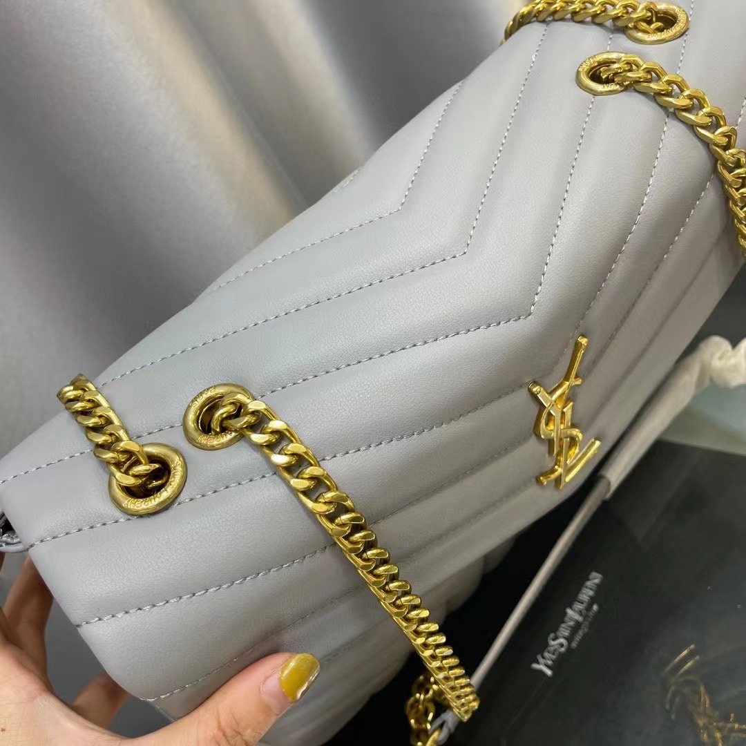 Sa1nt Lau*nt Loulou Medium Chain Bag In Matelasse Y Leather Gray
