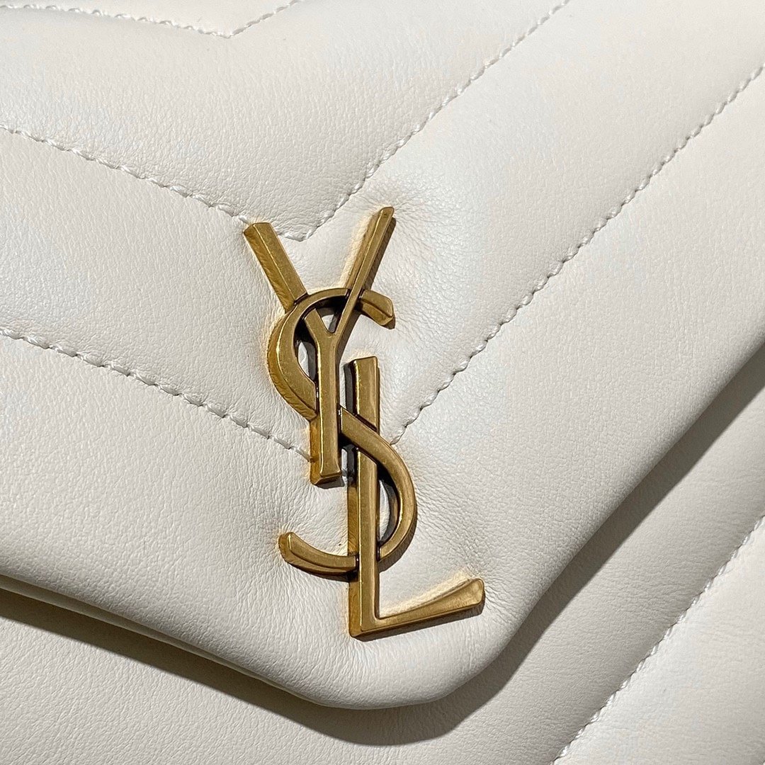 Sa1nt Lau*nt Loulou Toy Strap Bag In Quilted Y Leather White