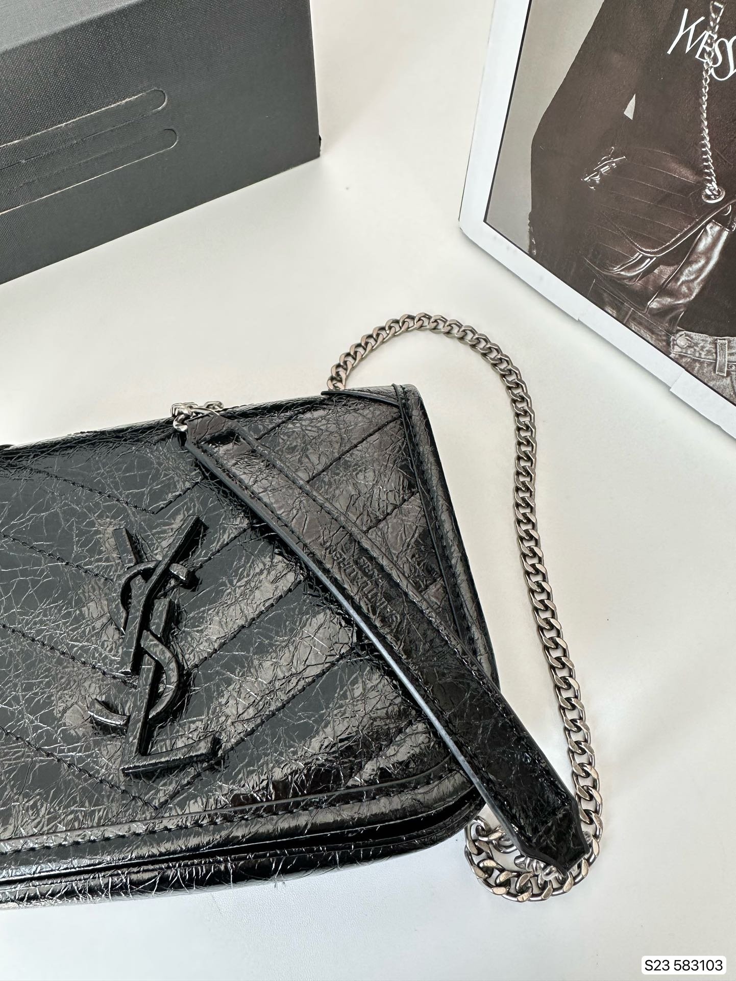 Sa1nt Lau*nt Niki Vintage Leather Chain Wallet Black 19Cm 583103 0En04 1000