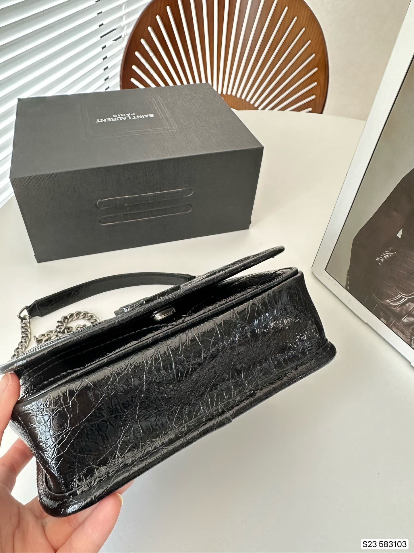 Sa1nt Lau*nt Niki Vintage Leather Chain Wallet Black 19Cm 583103 0En04 1000