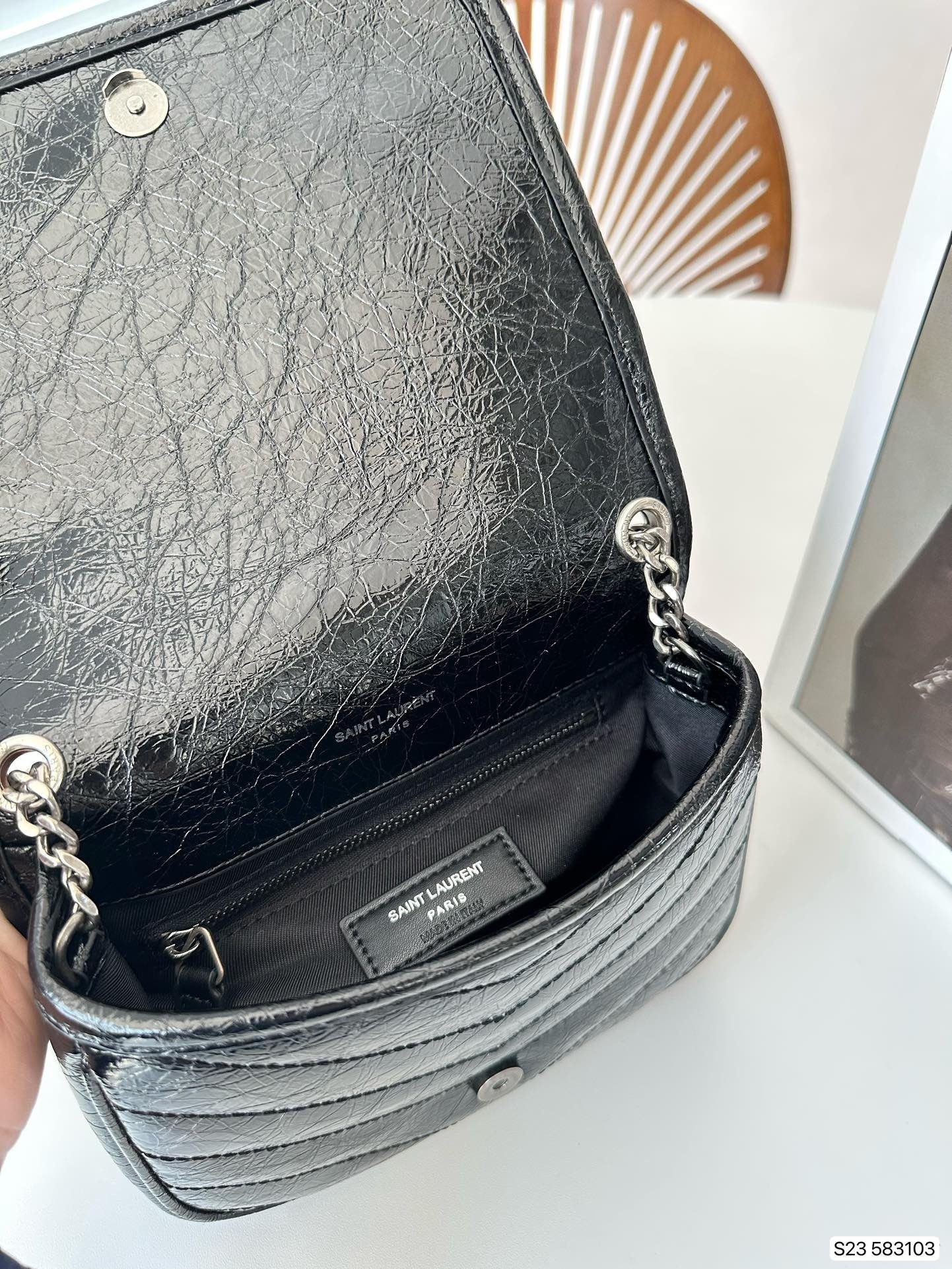Sa1nt Lau*nt Niki Vintage Leather Chain Wallet Black 19Cm 583103 0En04 1000
