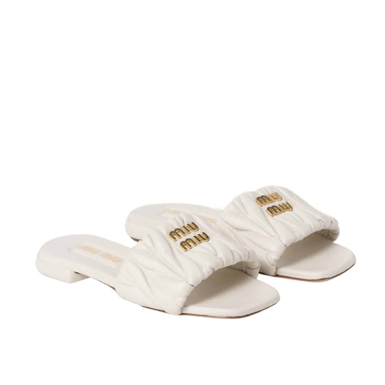 M1um1u Matelassé Nappa Leather Slides White 5Xx605 88T F0009 F 010